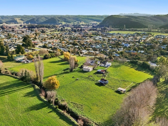 K Real Estate Agency - Motueka | Nelson | Tasman & Golden Bay - 132 Whitby Road - Wakefield