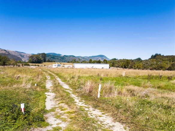 K Real Estate Agency - Motueka | Nelson | Tasman & Golden Bay - 1918 Takaka Valley Highway - Takaka