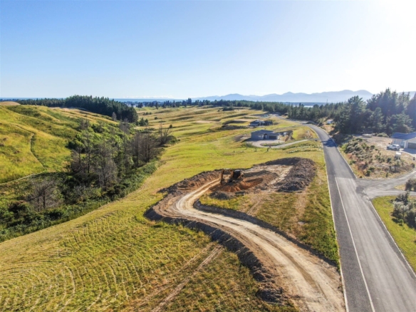K Real Estate Agency - Motueka | Nelson | Tasman & Golden Bay - 260 Bronte Road West - Mahana