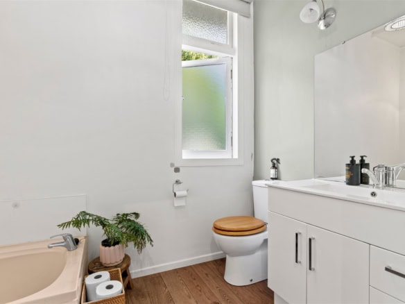 K Real Estate Agency - Motueka | Nelson | Tasman & Golden Bay - 656 East Takaka Road - Takaka