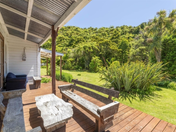 K Real Estate Agency - Motueka | Nelson | Tasman & Golden Bay - 839 Collingwood-Puponga Main Road - Collingwood