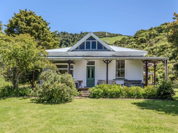 K Real Estate Agency - Motueka | Nelson | Tasman & Golden Bay - 839 Collingwood-Puponga Main Road - Collingwood