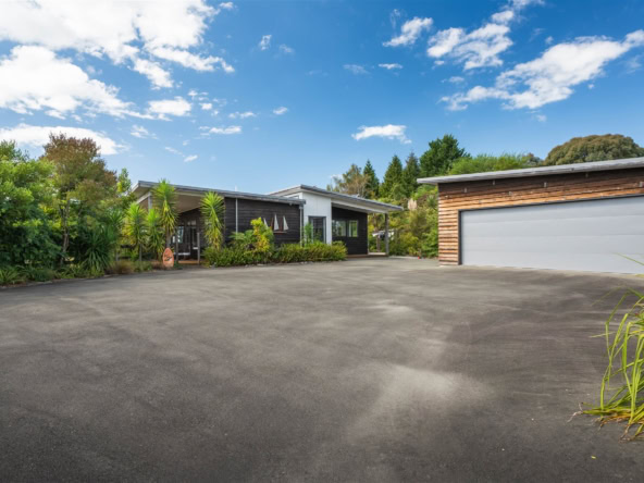 K Real Estate Agency - Motueka | Nelson | Tasman & Golden Bay - 98 Mytton Heights - Motueka