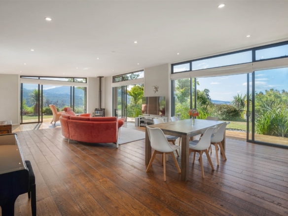 K Real Estate Agency - Motueka | Nelson | Tasman & Golden Bay - 98 Mytton Heights - Motueka