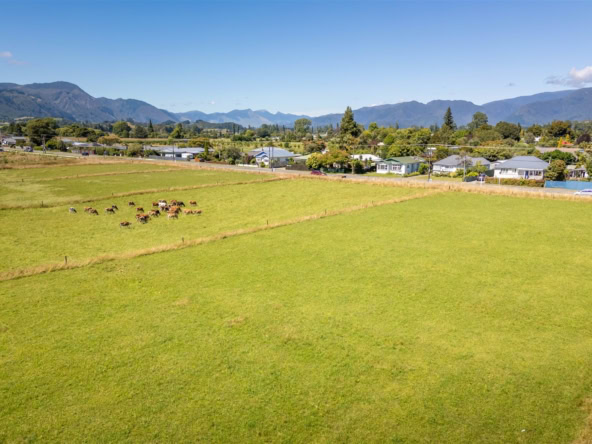 K Real Estate Agency - Motueka | Nelson | Tasman & Golden Bay - Lots 1 & 4