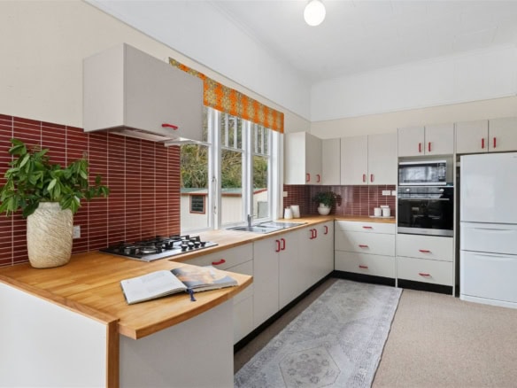K Real Estate Agency - Motueka | Nelson | Tasman & Golden Bay - 214 Nile Street - Nelson