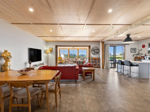 K Real Estate Agency - Motueka | Nelson | Tasman & Golden Bay - 4 Amber Rise - Mapua
