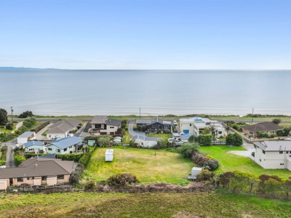 K Real Estate Agency - Motueka | Nelson | Tasman & Golden Bay - 27 Selwyn Street - Pohara