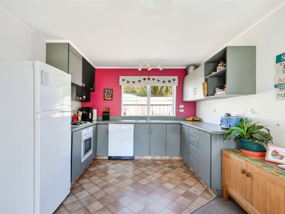 K Real Estate Agency - Motueka | Nelson | Tasman & Golden Bay - 65a Selwyn Street - Pohara