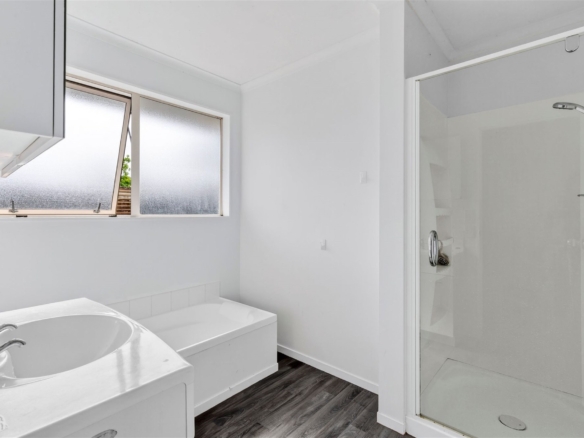 K Real Estate Agency - Motueka | Nelson | Tasman & Golden Bay - 30 Feary Crescent - Takaka