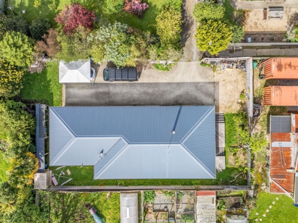 K Real Estate Agency - Motueka | Nelson | Tasman & Golden Bay - 30 Feary Crescent - Takaka