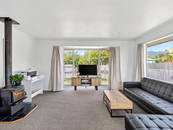 K Real Estate Agency - Motueka | Nelson | Tasman & Golden Bay - 30 Feary Crescent - Takaka