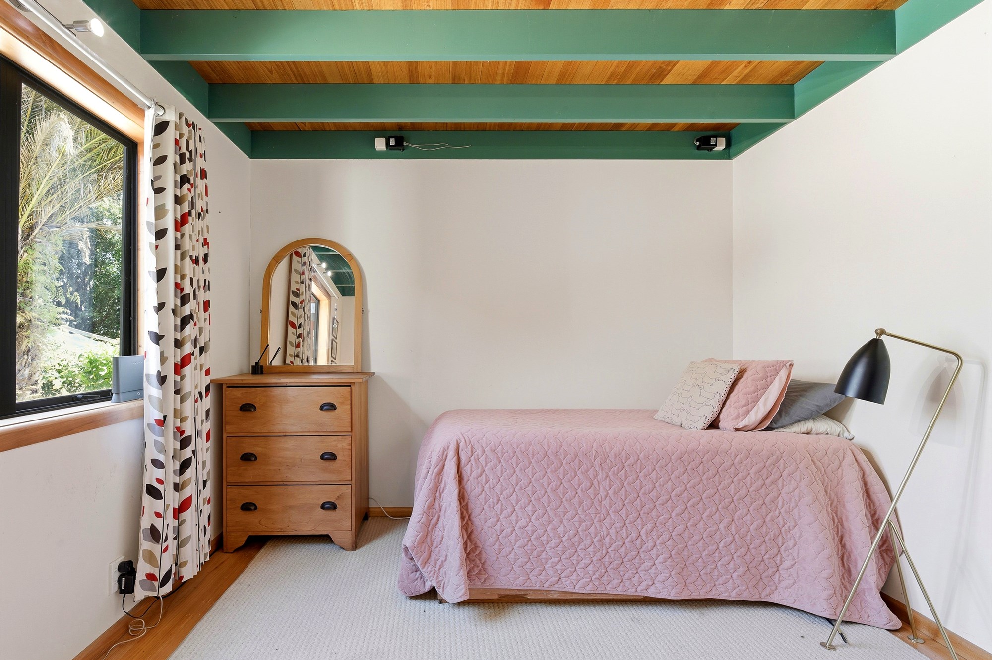 K Real Estate Agency - Motueka | Nelson | Tasman & Golden Bay - 2529 Moutere Highway - Lower Moutere