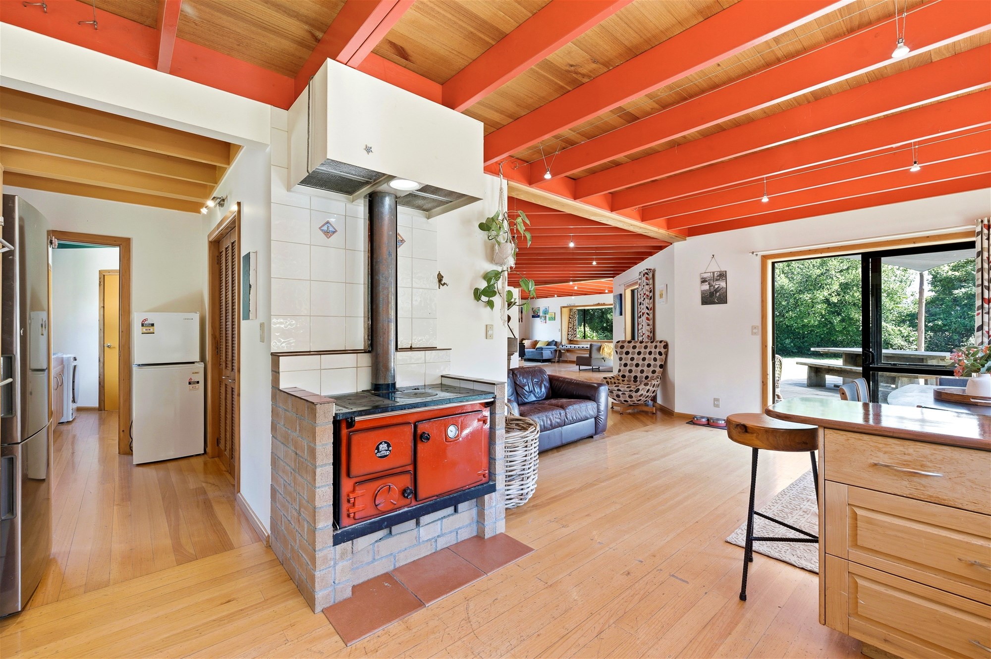 K Real Estate Agency - Motueka | Nelson | Tasman & Golden Bay - 2529 Moutere Highway - Lower Moutere