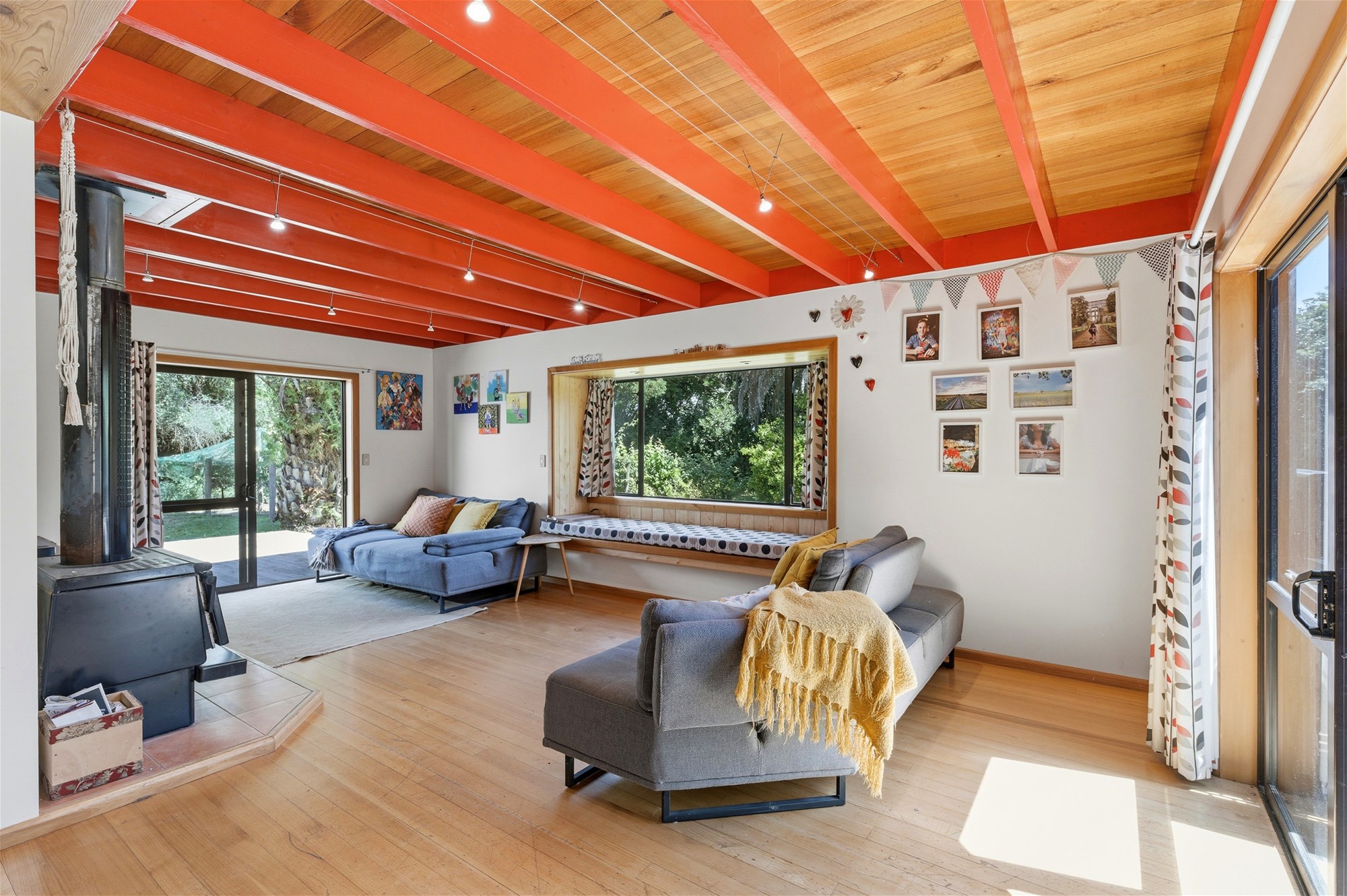 K Real Estate Agency - Motueka | Nelson | Tasman & Golden Bay - 2529 Moutere Highway - Lower Moutere