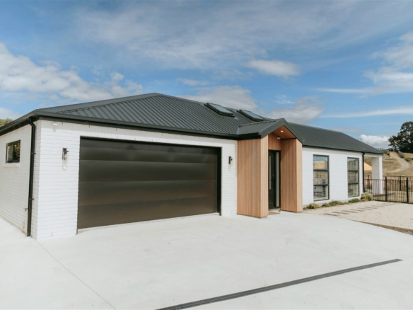 K Real Estate Agency - Motueka | Nelson | Tasman & Golden Bay - 58 Les Wakefield Road - Mapua