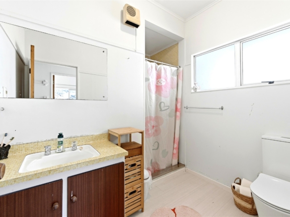 K Real Estate Agency - Motueka | Nelson | Tasman & Golden Bay - 682 Abel Tasman Drive - Clifton