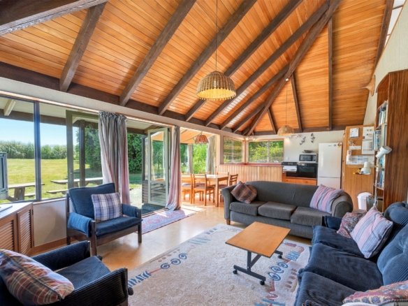 K Real Estate Agency - Motueka | Nelson | Tasman & Golden Bay - 80 Selwyn Street - Pohara