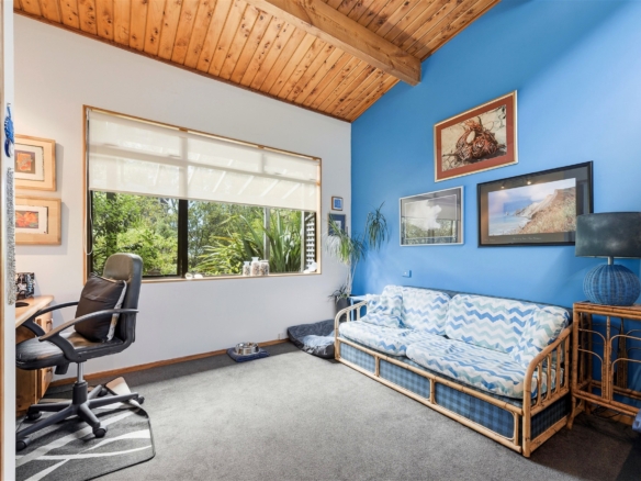 K Real Estate Agency - Motueka | Nelson | Tasman & Golden Bay - 30 Totara Avenue - Collingwood
