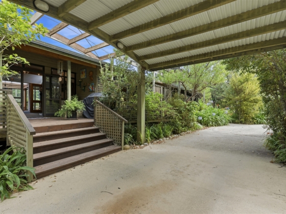 K Real Estate Agency - Motueka | Nelson | Tasman & Golden Bay - 30 Totara Avenue - Collingwood