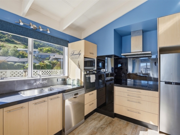 K Real Estate Agency - Motueka | Nelson | Tasman & Golden Bay - 25 Rainbow Drive - Atawhai