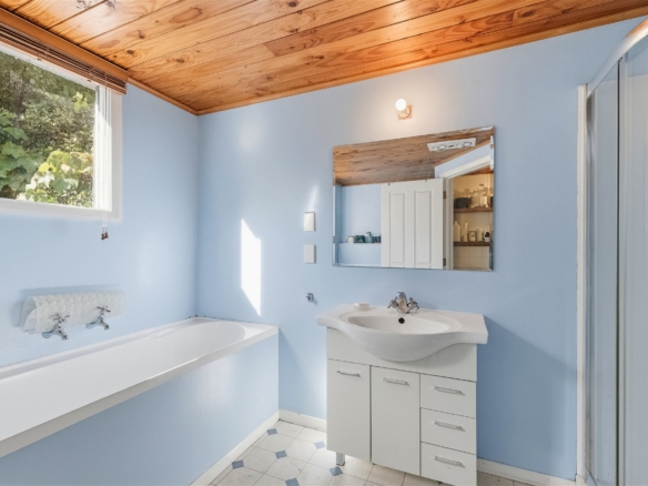 K Real Estate Agency - Motueka | Nelson | Tasman & Golden Bay - 448 Main Road Riwaka - Motueka