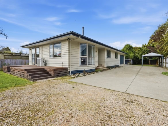 K Real Estate Agency - Motueka | Nelson | Tasman & Golden Bay - 30 Feary Crescent - Takaka
