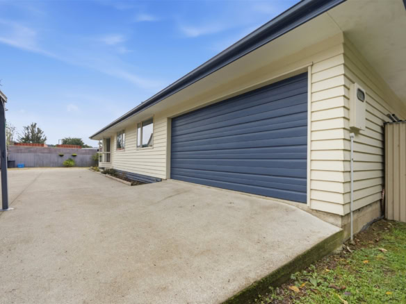 K Real Estate Agency - Motueka | Nelson | Tasman & Golden Bay - 30 Feary Crescent - Takaka