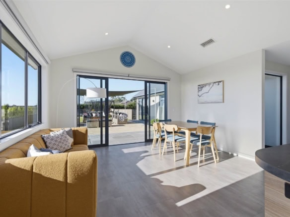 K Real Estate Agency - Motueka | Nelson | Tasman & Golden Bay - 54 Les Wakefield Road - Mapua