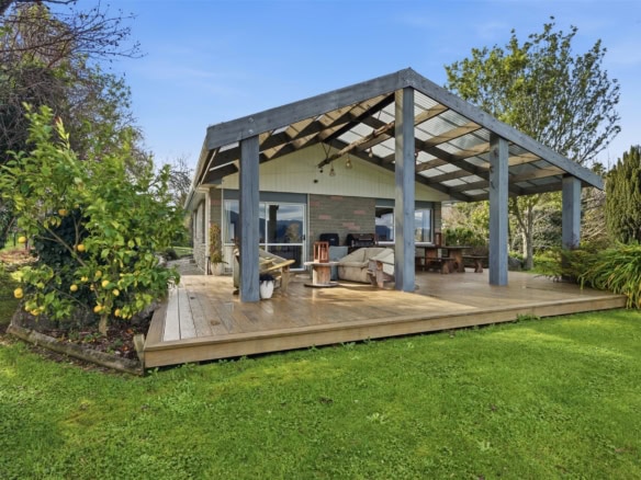 K Real Estate Agency - Motueka | Nelson | Tasman & Golden Bay - 25 Abel Tasman Drive - Takaka