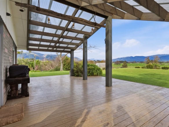 K Real Estate Agency - Motueka | Nelson | Tasman & Golden Bay - 25 Abel Tasman Drive - Takaka