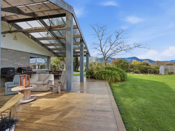 K Real Estate Agency - Motueka | Nelson | Tasman & Golden Bay - 25 Abel Tasman Drive - Takaka