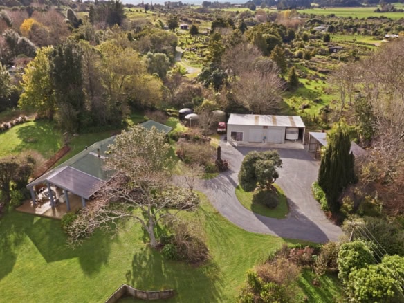 25 Abel Tasman Drive