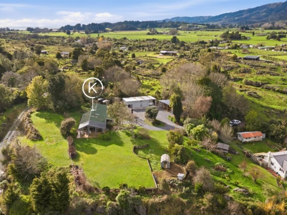 25 Abel Tasman Drive