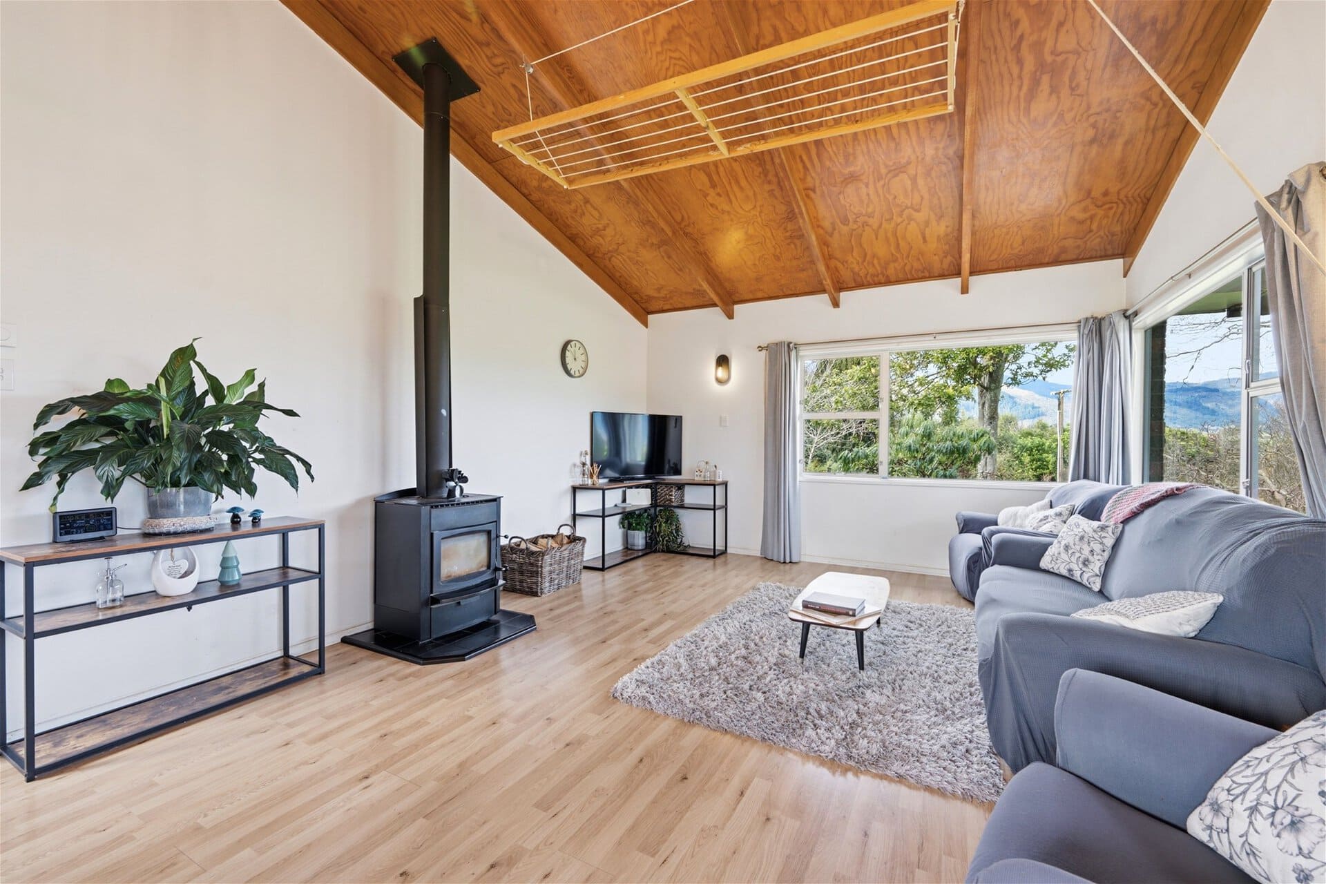 K Real Estate Agency - Motueka | Nelson | Tasman & Golden Bay - 25 Abel Tasman Drive - Takaka