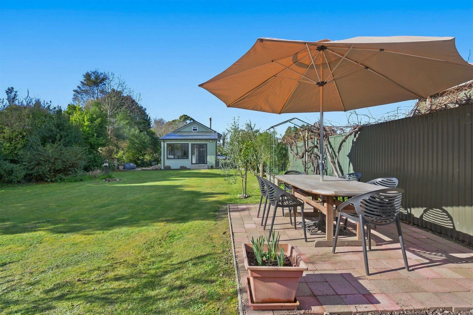 K Real Estate Agency - Motueka | Nelson | Tasman & Golden Bay - 441 Main Road Riwaka - Motueka