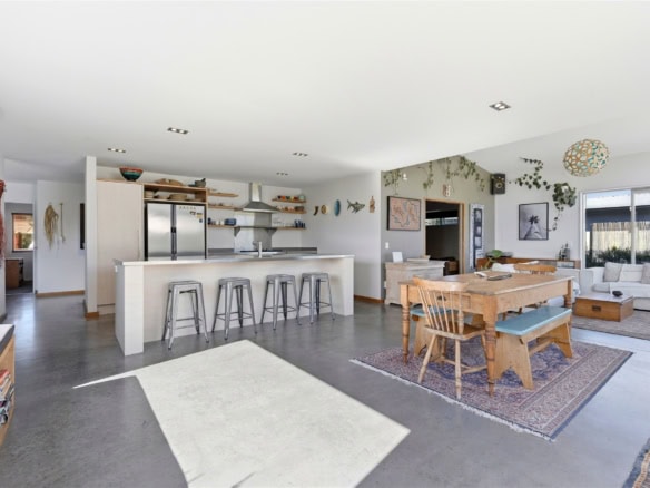K Real Estate Agency - Motueka | Nelson | Tasman & Golden Bay - 6 Te Aroha Place - Mapua