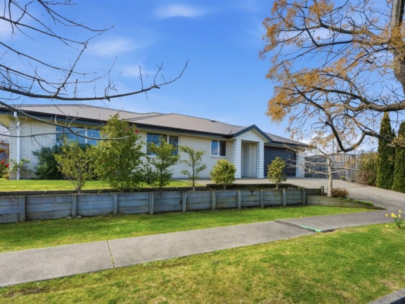 K Real Estate Agency - Motueka | Nelson | Tasman & Golden Bay - 1 Puketutu Grove - Motueka