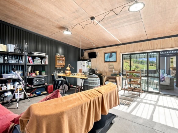 K Real Estate Agency - Motueka | Nelson | Tasman & Golden Bay - 129b Ridgeview Road - Redwood Valley