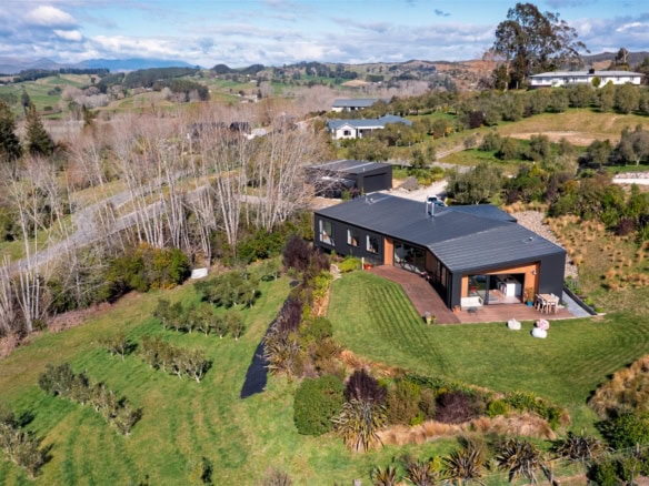 K Real Estate Agency - Motueka | Nelson | Tasman & Golden Bay - 129b Ridgeview Road - Redwood Valley