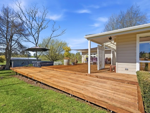 K Real Estate Agency - Motueka | Nelson | Tasman & Golden Bay - 42 Best Road - Upper Moutere