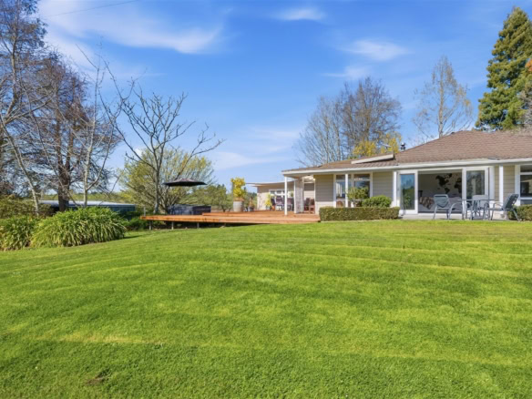 K Real Estate Agency - Motueka | Nelson | Tasman & Golden Bay - 42 Best Road - Upper Moutere