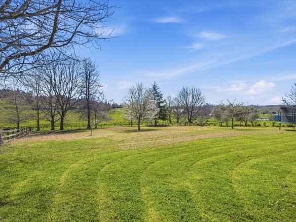 K Real Estate Agency - Motueka | Nelson | Tasman & Golden Bay - 42 Best Road - Upper Moutere