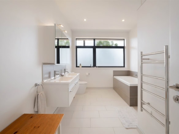 K Real Estate Agency - Motueka | Nelson | Tasman & Golden Bay - 98 Mytton Heights - Motueka