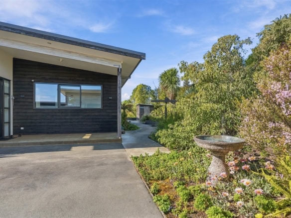 K Real Estate Agency - Motueka | Nelson | Tasman & Golden Bay - 98 Mytton Heights - Motueka