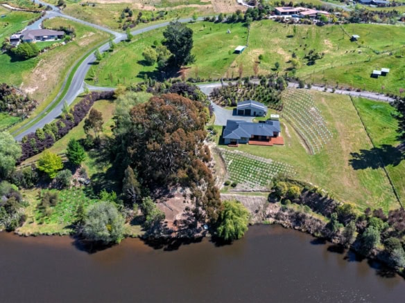 14 Suncrest Drive