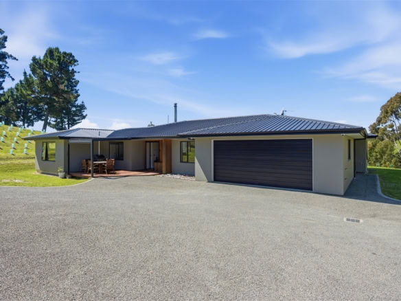 K Real Estate Agency - Motueka | Nelson | Tasman & Golden Bay - 14 Suncrest Drive - Tasman