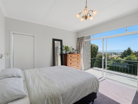 K Real Estate Agency - Motueka | Nelson | Tasman & Golden Bay - 9 Middlebank Drive - Richmond